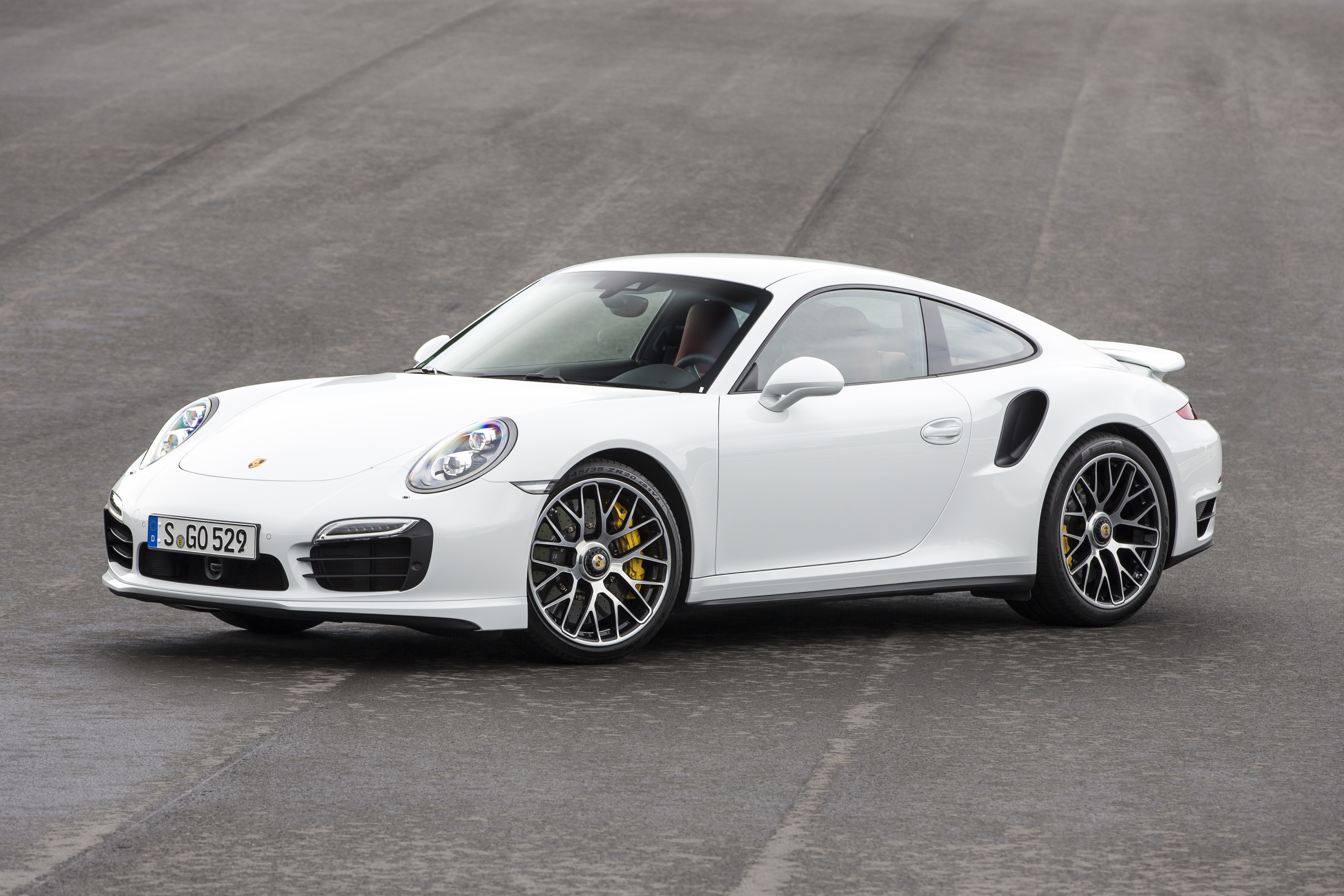 Featured image of post 2015 Porsche 911 Turbo S 0-60