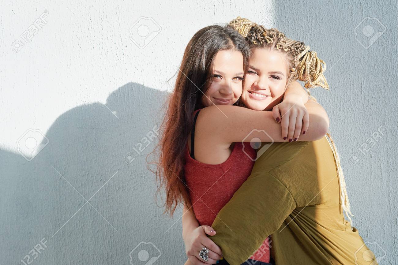 pics Best Friend Hug Images