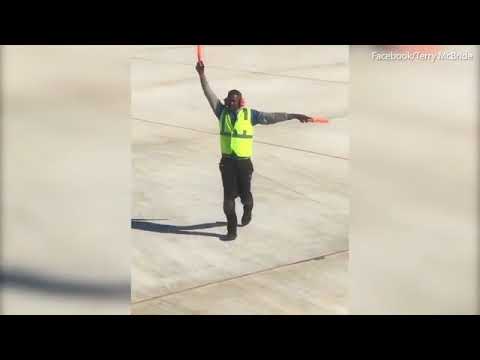 pic Dancing Air Traffic Controller Gif