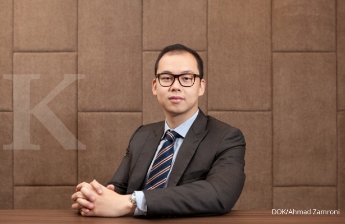 picture Jonathan Tahir